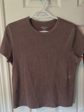 American Eagle Outfitters Short-Sleeve Ribbed Crew T-Shirt in taupe